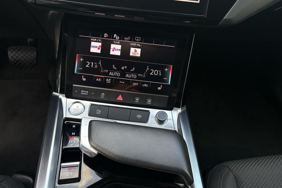 Продам Audi E-Tron 300 kW (409 PS) LED NAV KLIM 2020 года в Львове