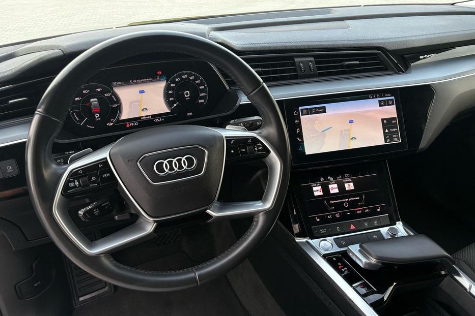 Продам Audi E-Tron 300 kW (409 PS) LED NAV KLIM 2020 года в Львове