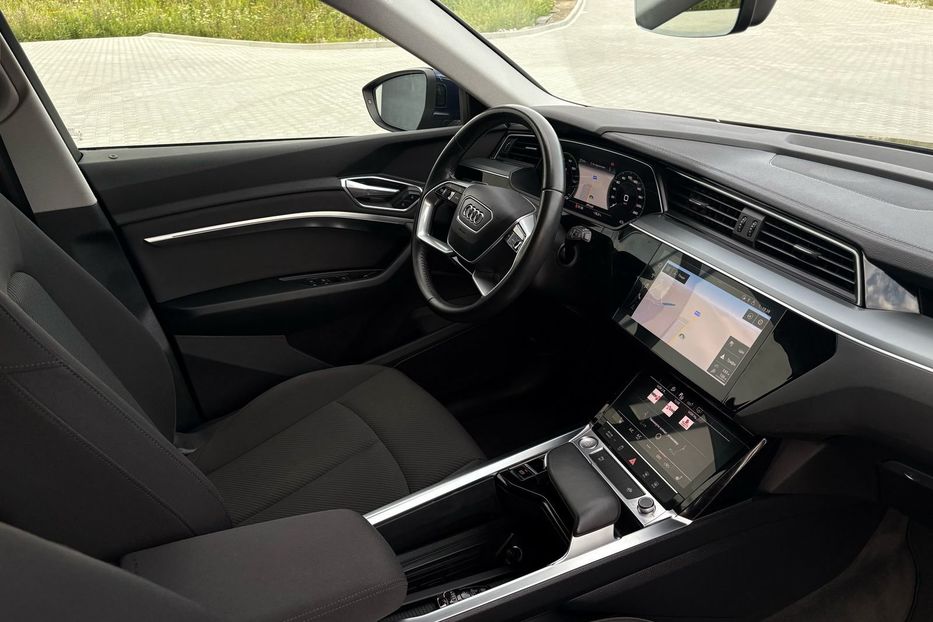 Продам Audi E-Tron 300 kW (409 PS) LED NAV KLIM 2020 года в Львове