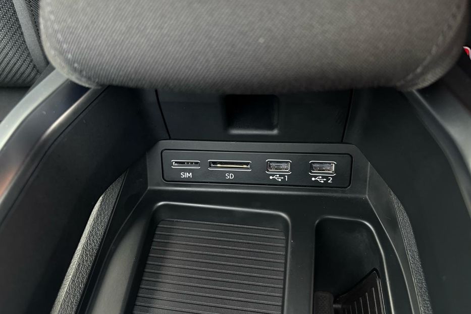 Продам Audi E-Tron 300 kW (409 PS) LED NAV KLIM 2020 года в Львове
