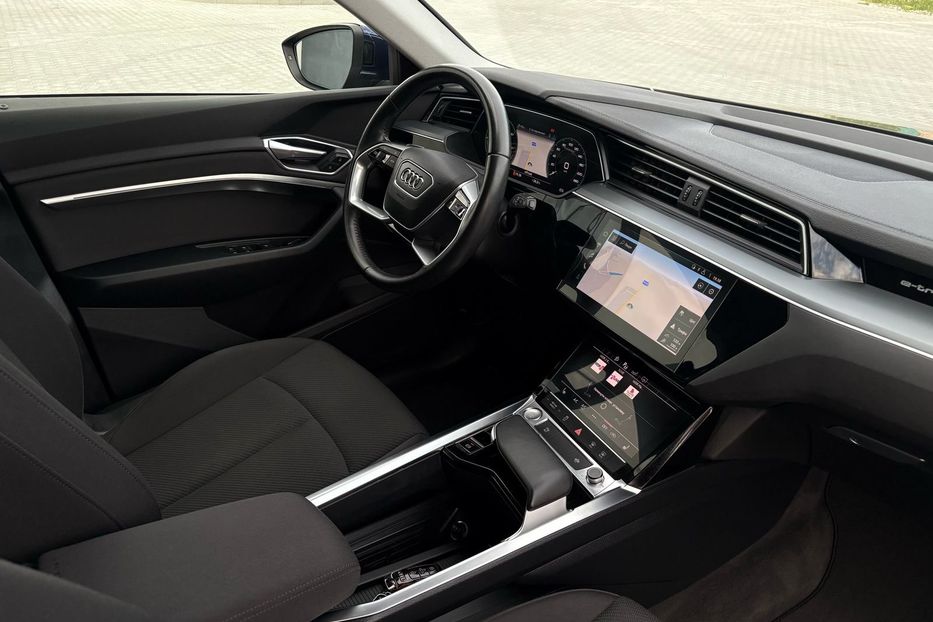 Продам Audi E-Tron 300 kW (409 PS) LED NAV KLIM 2020 года в Львове