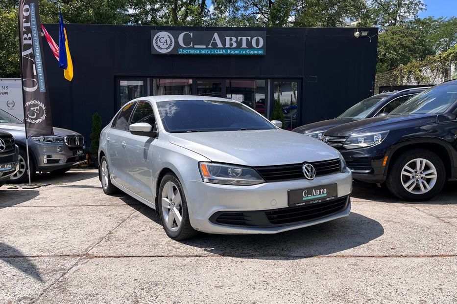 Продам Volkswagen Jetta 2011 года в Черновцах