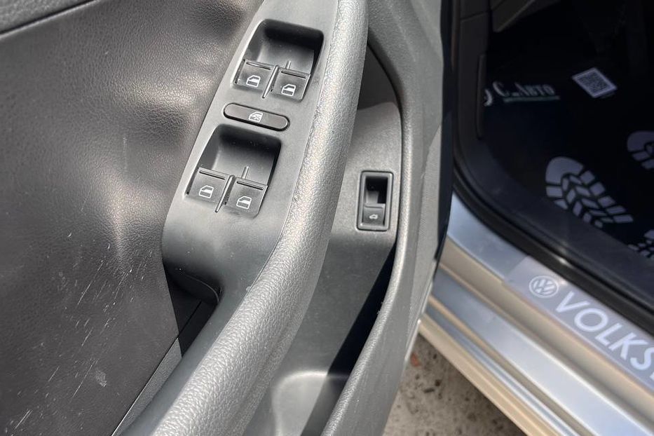 Продам Volkswagen Jetta 2011 года в Черновцах