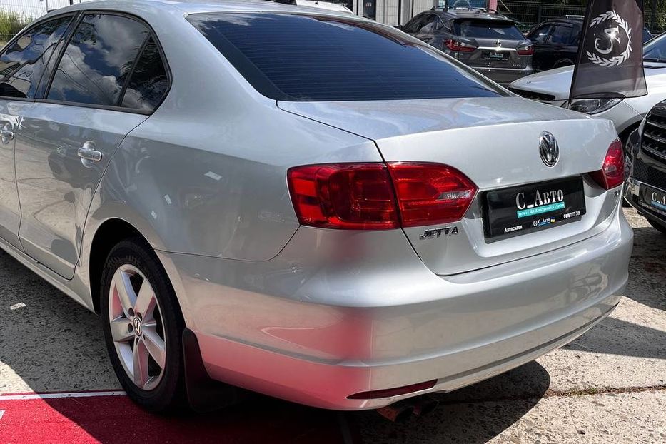 Продам Volkswagen Jetta 2011 года в Черновцах