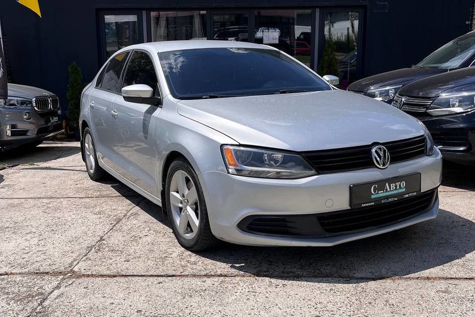 Продам Volkswagen Jetta 2011 года в Черновцах