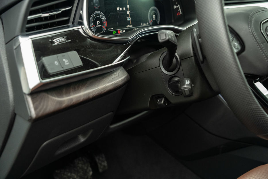 Продам Audi Q8 2020 года в Черновцах