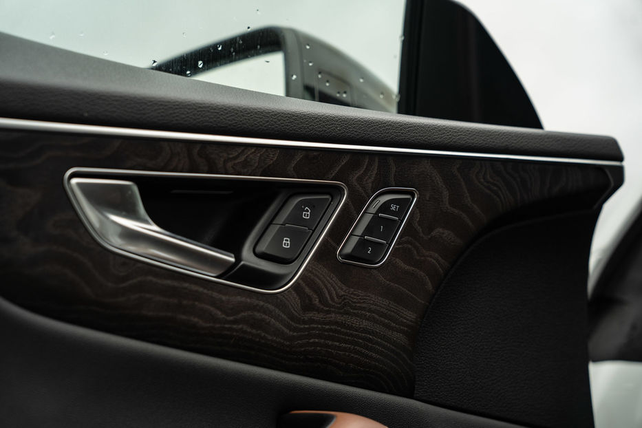 Продам Audi Q8 2020 года в Черновцах