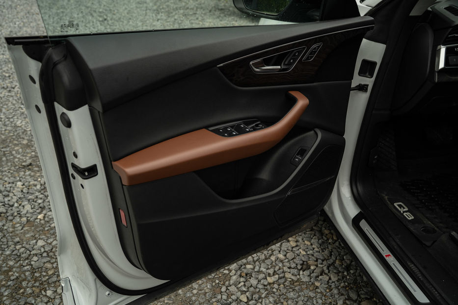 Продам Audi Q8 2020 года в Черновцах