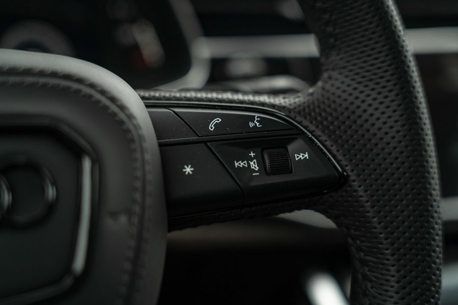 Продам Audi Q8 2020 года в Черновцах