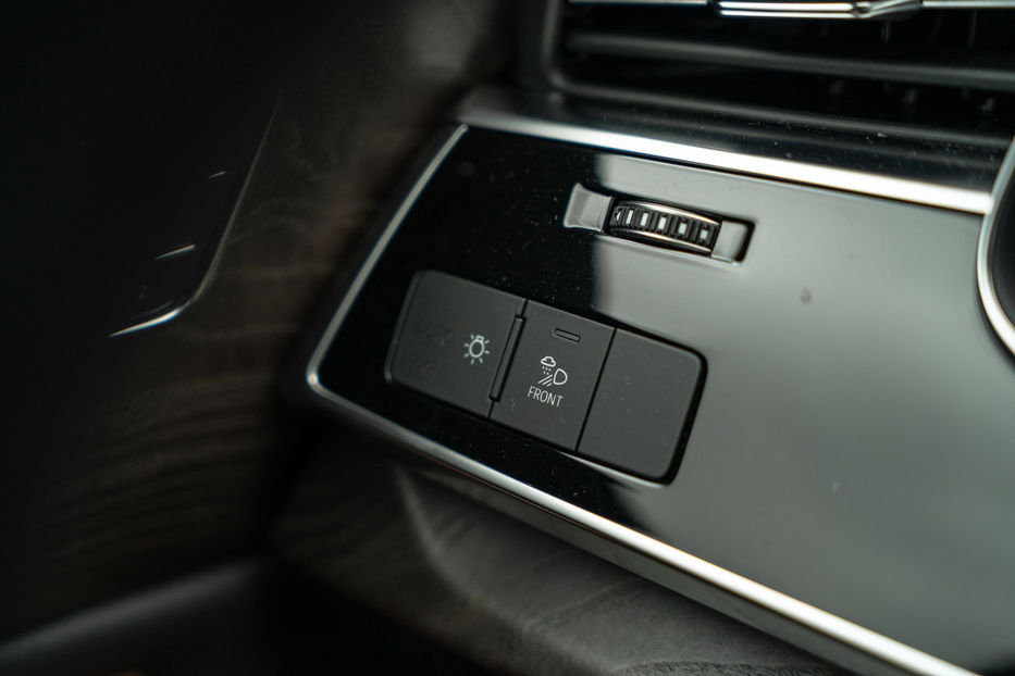 Продам Audi Q8 2020 года в Черновцах