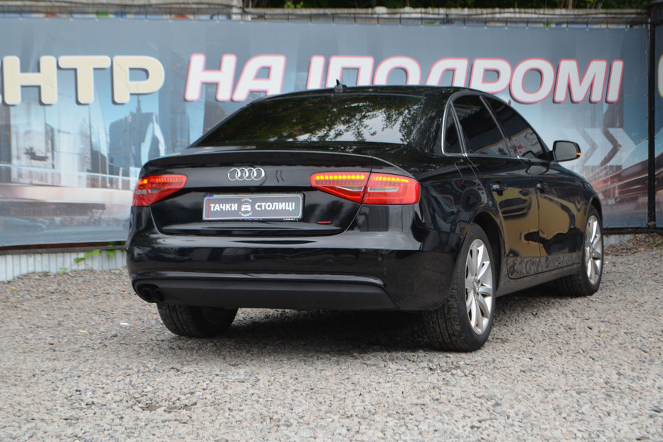Продам Audi A4 2012 года в Киеве