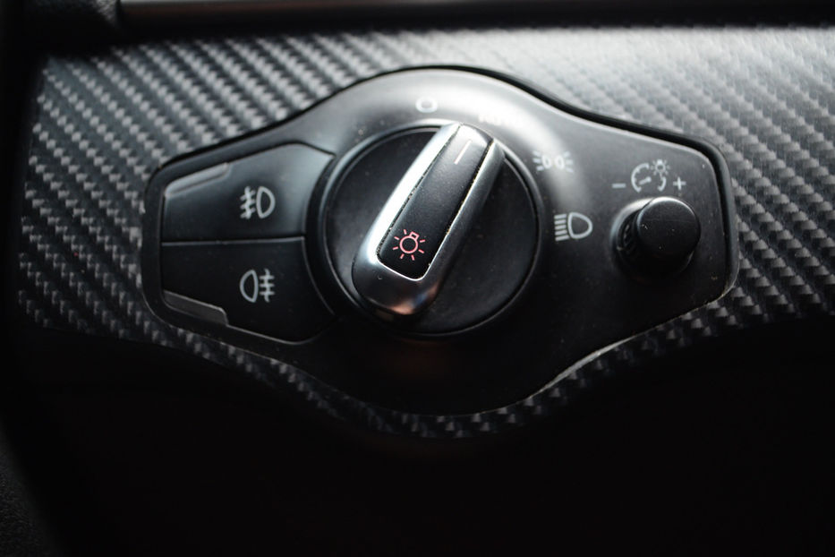Продам Audi A4 2012 года в Киеве