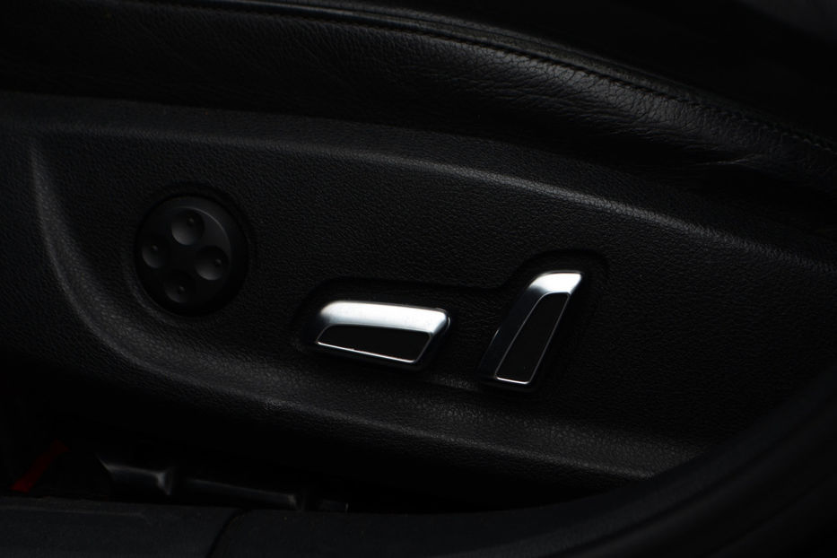 Продам Audi A4 2012 года в Киеве