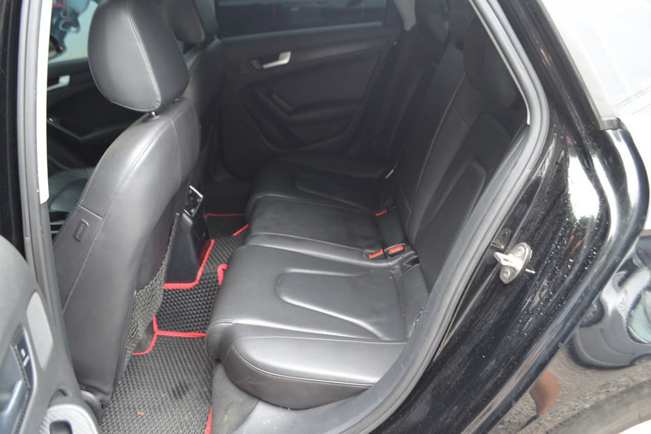 Продам Audi A4 2012 года в Киеве