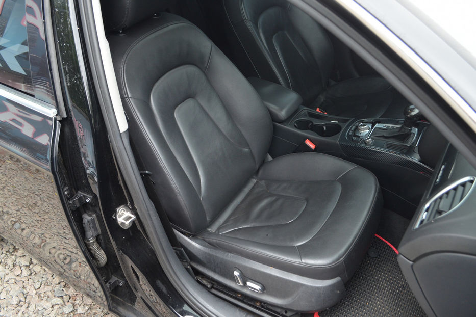 Продам Audi A4 2012 года в Киеве