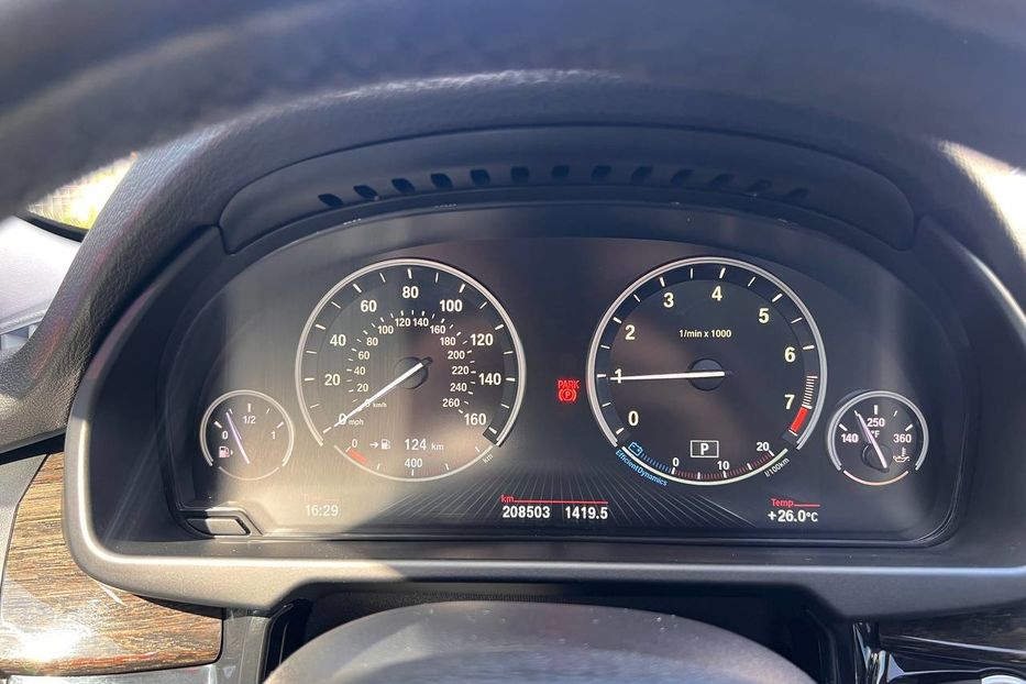 Продам BMW X5 2015 года в Черновцах