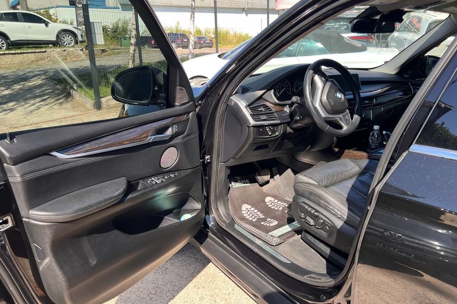 Продам BMW X5 2015 года в Черновцах