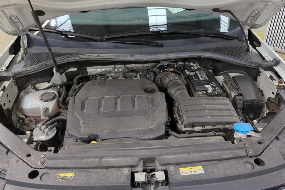 Продам Volkswagen Tiguan R 4x4 рідна фарба v8904 2021 года в Луцке