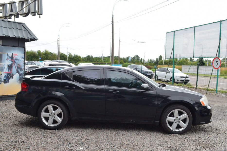 Продам Dodge Avenger 2012 года в Киеве