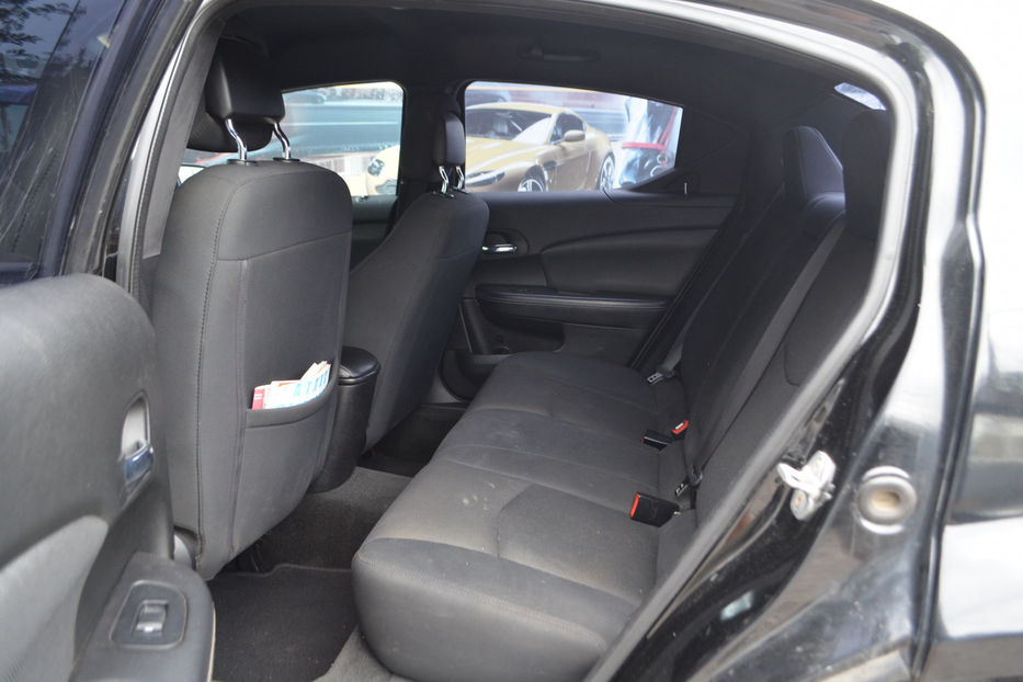 Продам Dodge Avenger 2012 года в Киеве