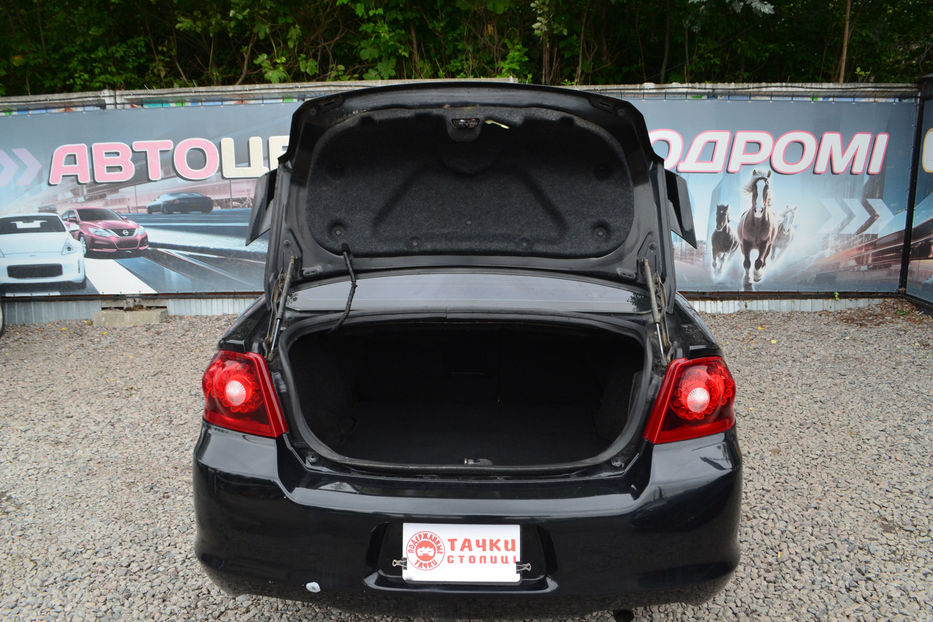 Продам Dodge Avenger 2012 года в Киеве