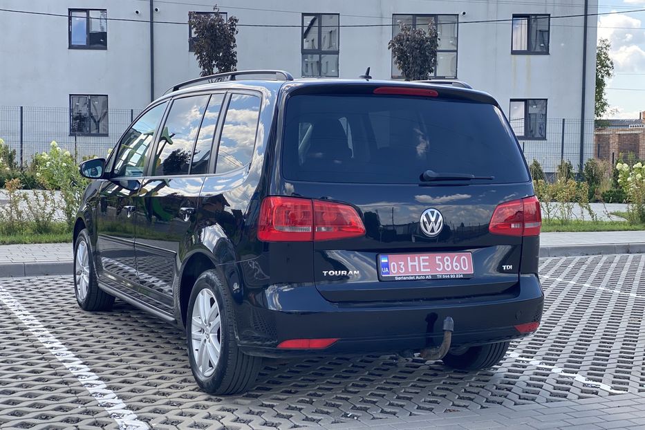 Продам Volkswagen Touran 2010 года в Луцке