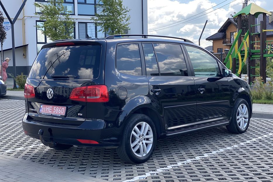 Продам Volkswagen Touran 2010 года в Луцке