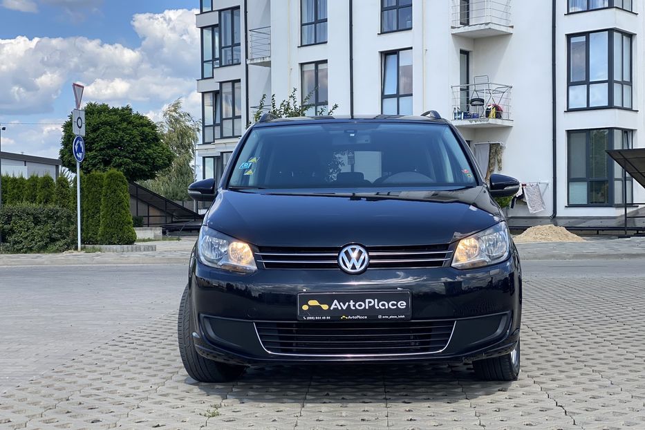 Продам Volkswagen Touran 2010 года в Луцке