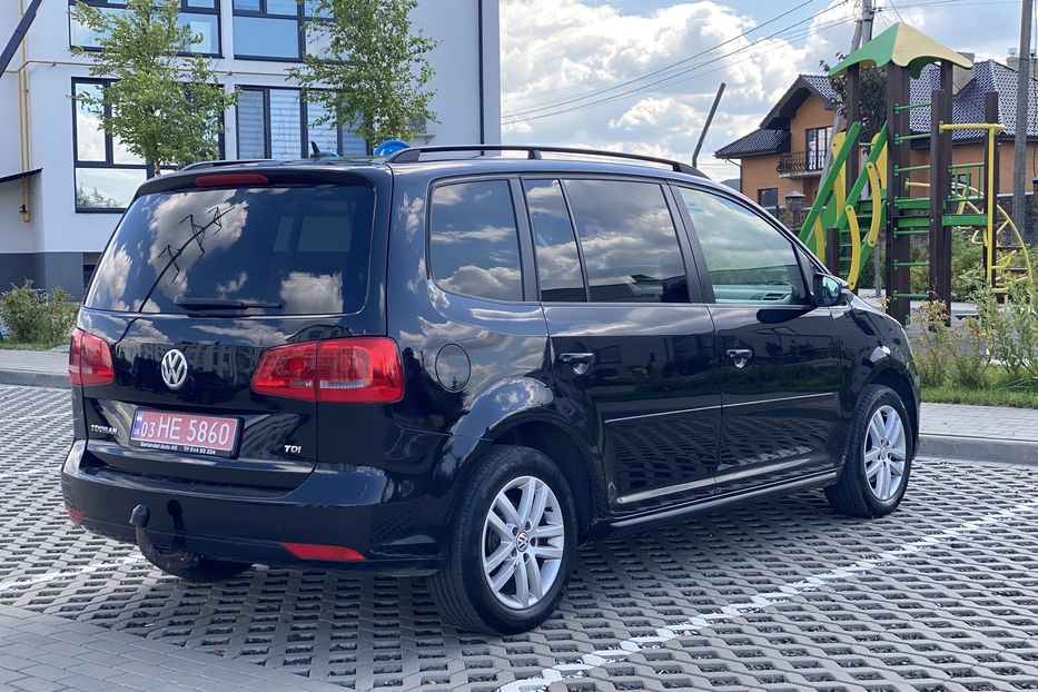 Продам Volkswagen Touran 2010 года в Луцке