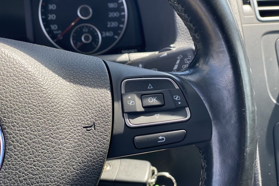 Продам Volkswagen Touran 2010 года в Луцке