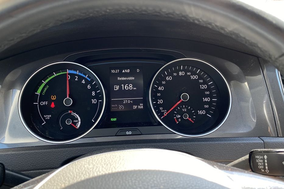 Продам Volkswagen Touran 2010 года в Луцке