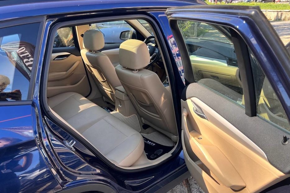 Продам BMW X1 2013 года в Черновцах