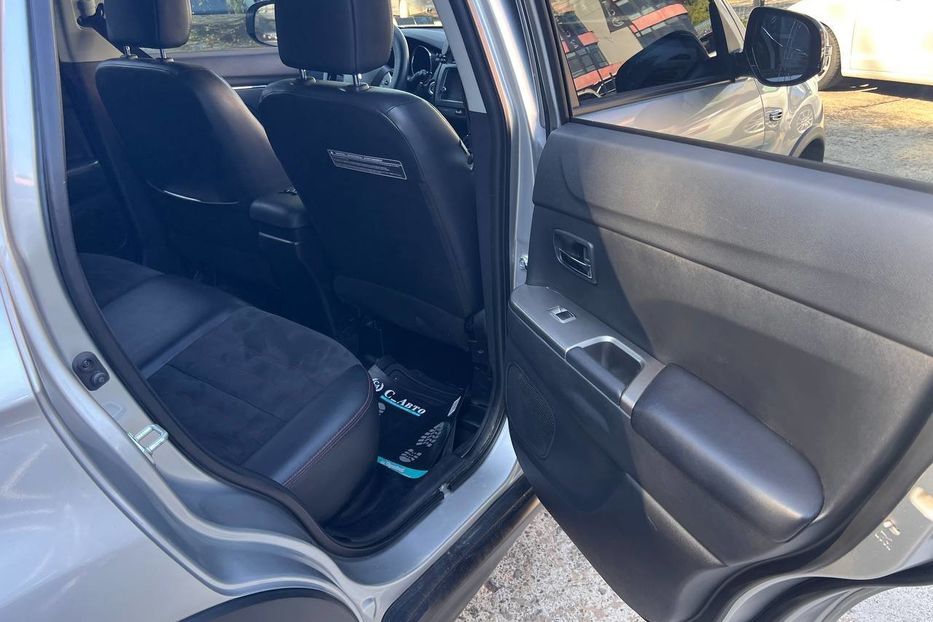 Продам Mitsubishi Outlander 2018 года в Черновцах