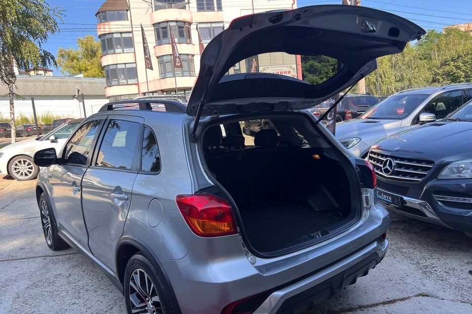Продам Mitsubishi Outlander 2018 года в Черновцах