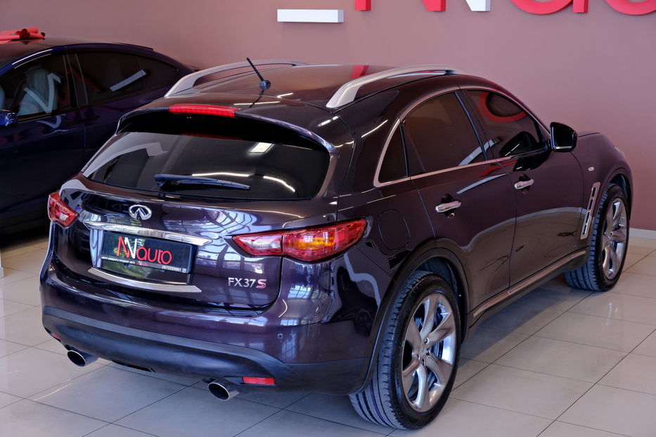 Продам Infiniti FX 37S 2011 года в Одессе