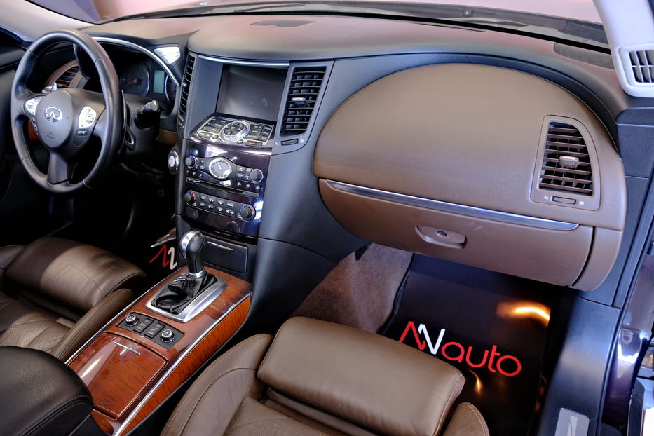 Продам Infiniti FX 37S 2011 года в Одессе