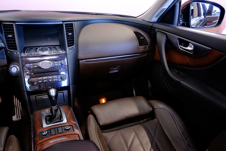 Продам Infiniti FX 37S 2011 года в Одессе