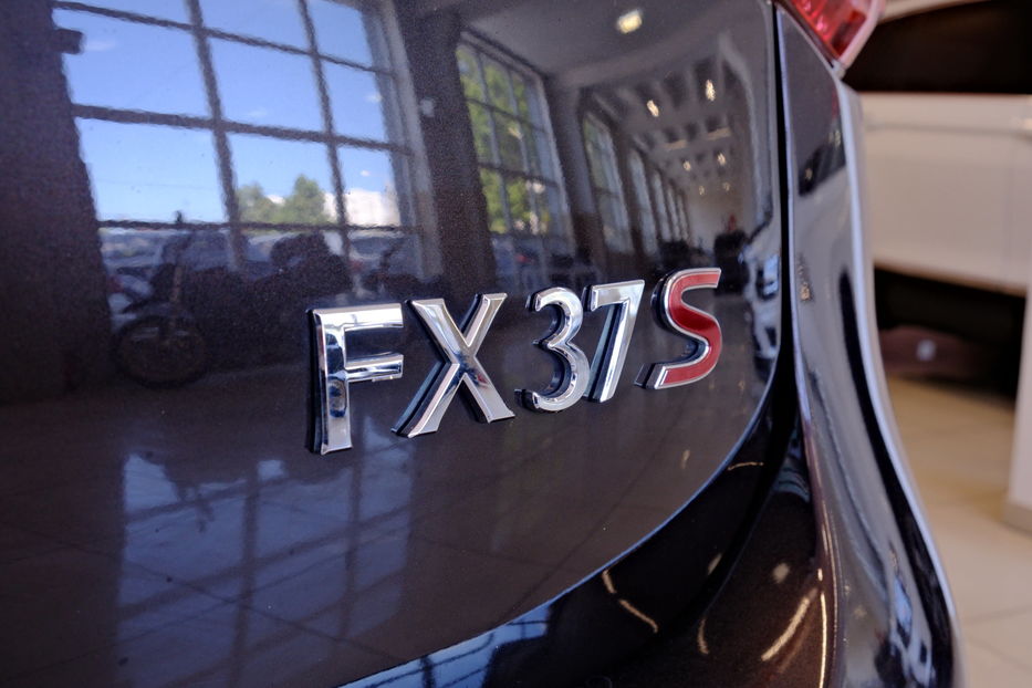 Продам Infiniti FX 37S 2011 года в Одессе