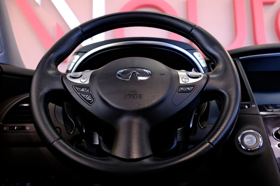 Продам Infiniti FX 37S 2011 года в Одессе