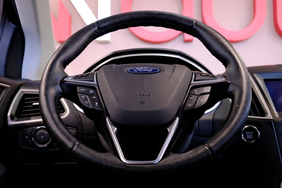 Продам Ford Edge SEL 2019 года в Одессе