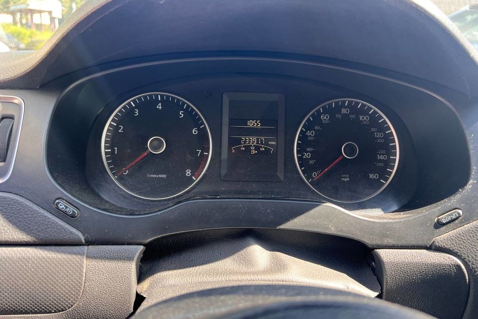 Продам Volkswagen Jetta 2012 года в Черновцах