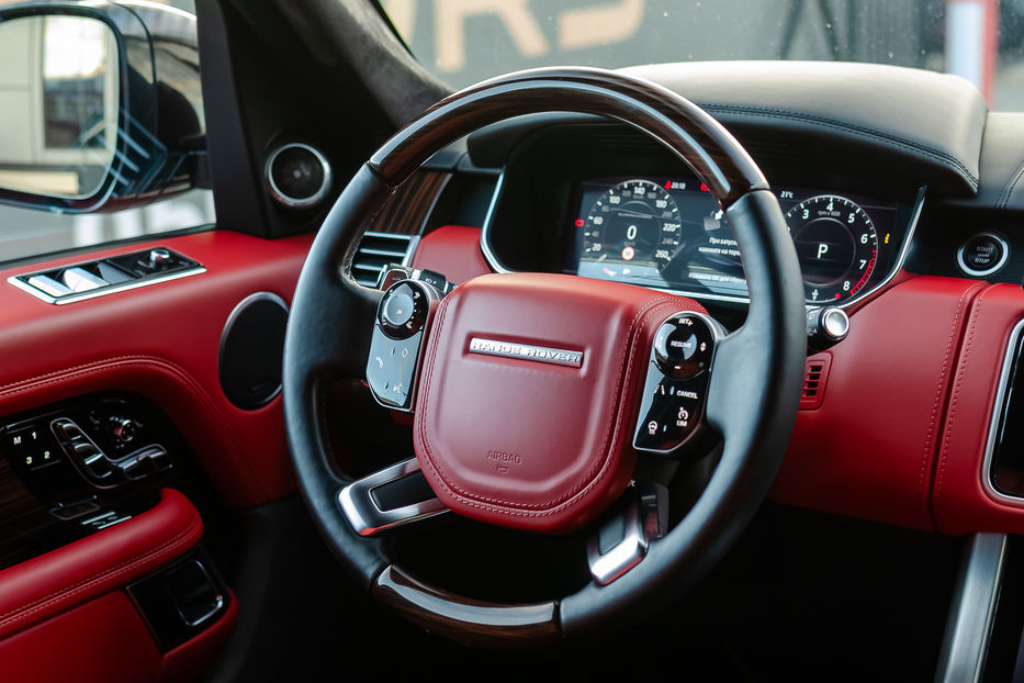 Продам Land Rover Range Rover 5.0 Supercharge Long 2018 года в Киеве