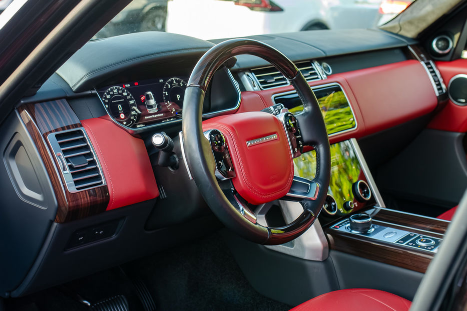 Продам Land Rover Range Rover 5.0 Supercharge Long 2018 года в Киеве