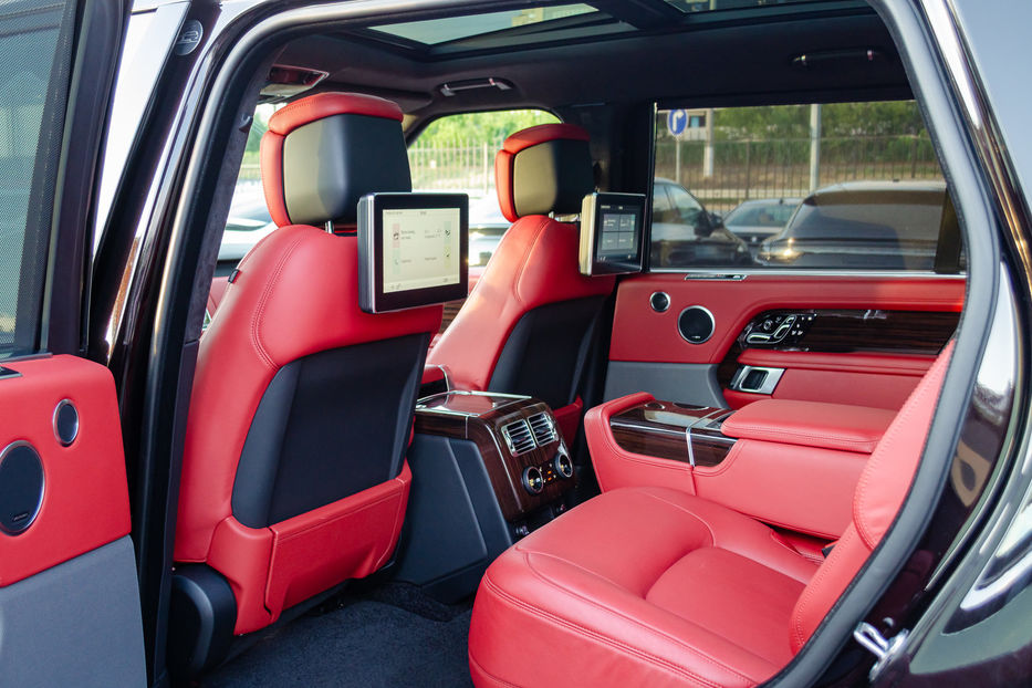 Продам Land Rover Range Rover 5.0 Supercharge Long 2018 года в Киеве