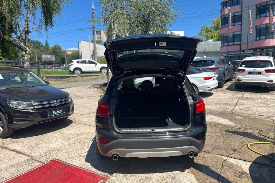Продам BMW X1 2016 года в Черновцах