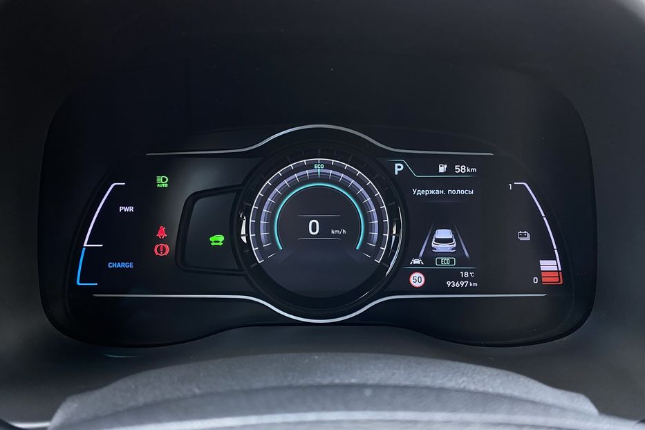 Продам Hyundai Kona 64 кВт Макс. комплектація Люк 2020 года в Львове