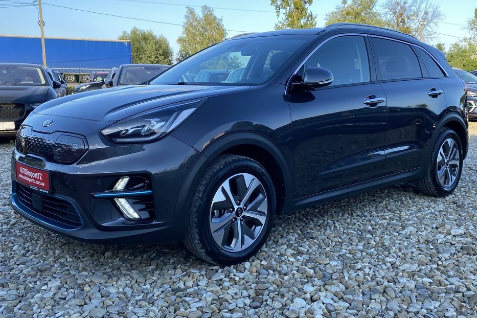 Продам Kia Niro 64 кВт Макс. комплектація 2020 года в Львове