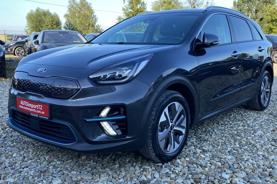 Продам Kia Niro 64 кВт Макс. комплектація 2020 года в Львове