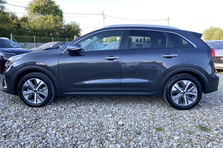Продам Kia Niro 64 кВт Макс. комплектація 2020 года в Львове