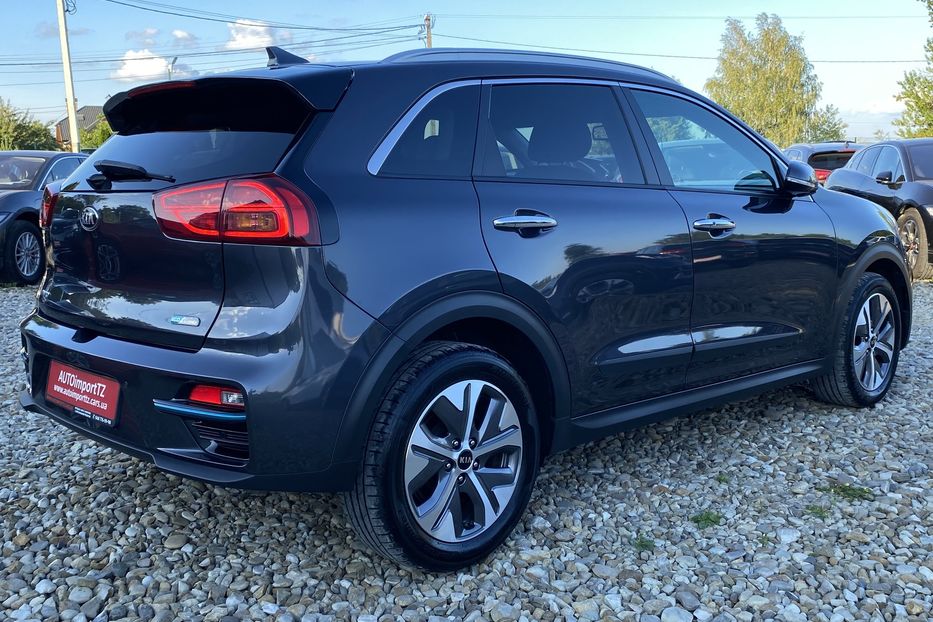 Продам Kia Niro 64 кВт Макс. комплектація 2020 года в Львове